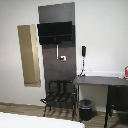 Contact Arc-en-ciel - Reouverture - Entierement Renove 3*